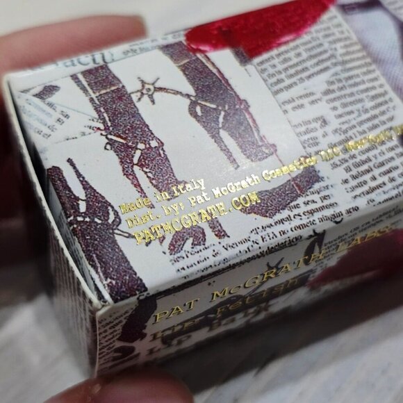 Pat McGrath ✦ Lip Fetish Clear Balm ✦ Gold White Tube 0.35oz NWT Italian Made - Picture 6 of 9